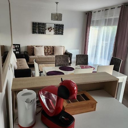 Flat Apartment Genay  Екстериор снимка