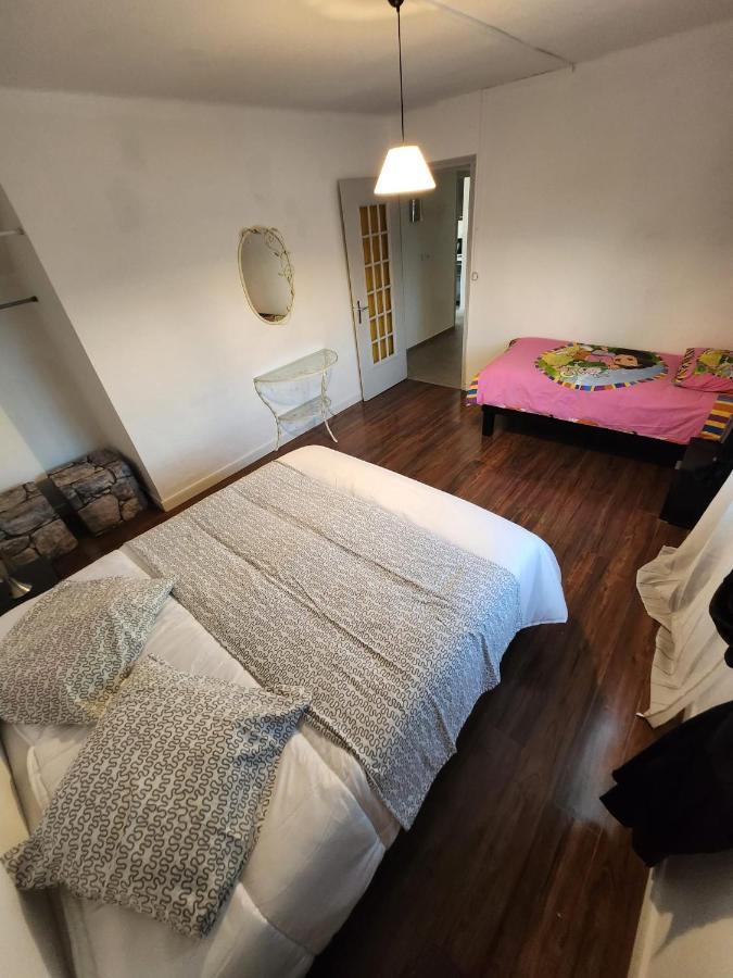 Flat Apartment Genay  Екстериор снимка